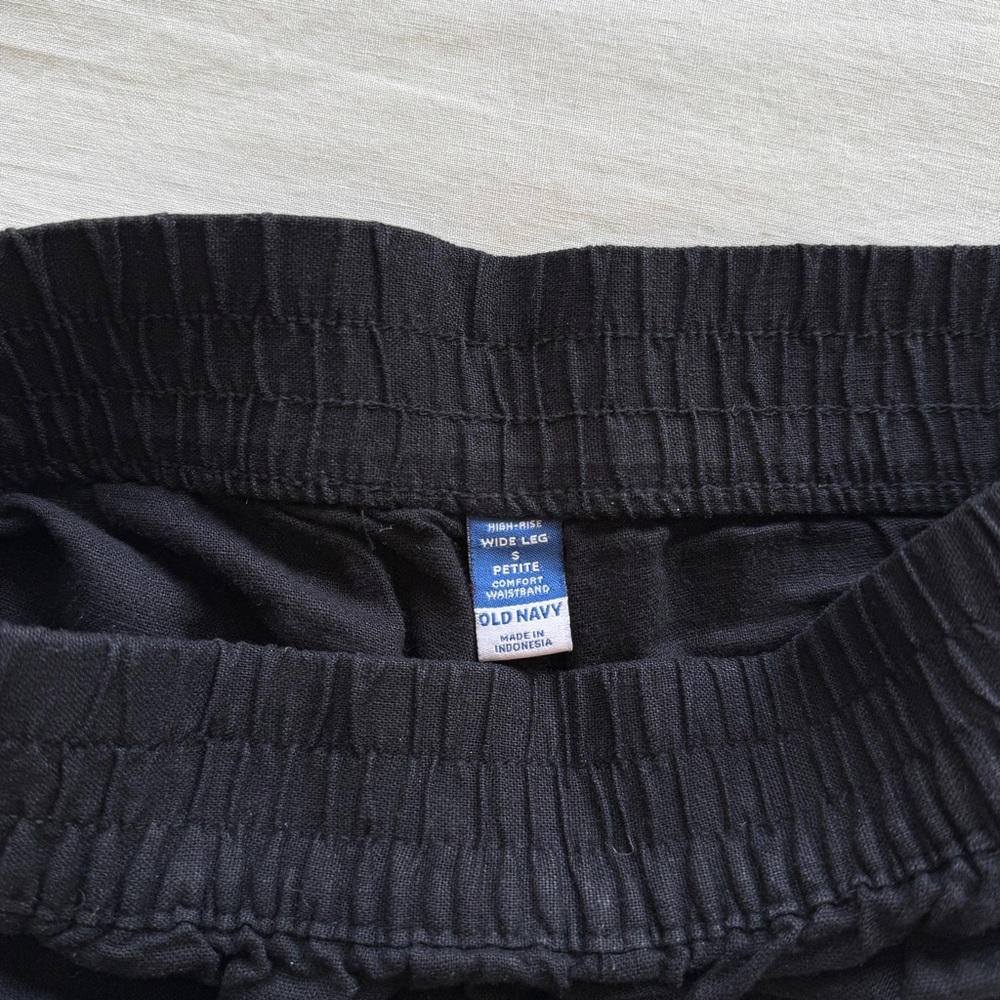 Old Navy Black Elastic Waist Pants - Picture 3 of 4